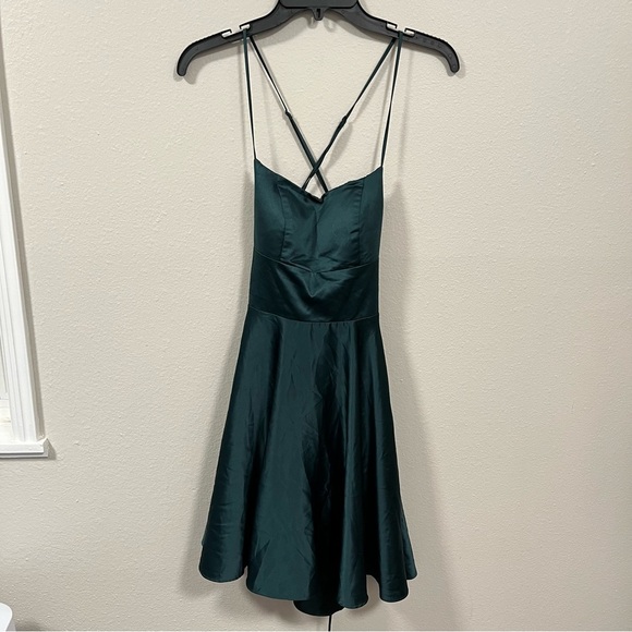 B Darlin Green Flowy Mini Dress black lace women’s size 2 - Picture 1 of 5